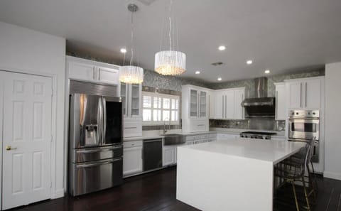 roommates in Phoenix Private Room in 2Bed.2Bath - cirtru.com