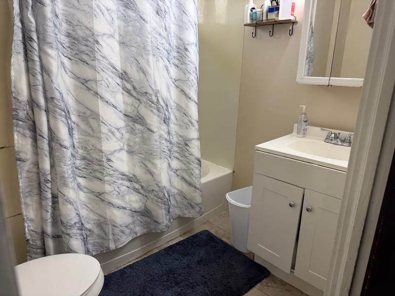 roommates in Cleveland Private Room in 4Bed.1Bath - cirtru.com