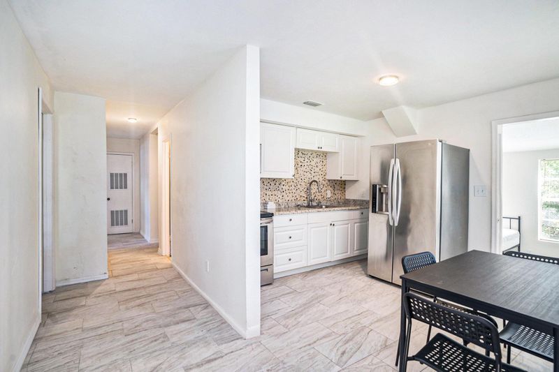 roommates in Undisclosed, Tampa, FL 33613 Right Where You Need to be and Comfy Beds Waiting for You!! (id. 14704) - cirtru.com