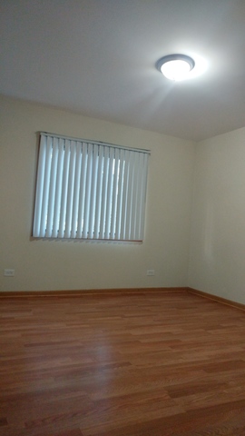 Clean Single Room Wth Separate Bath