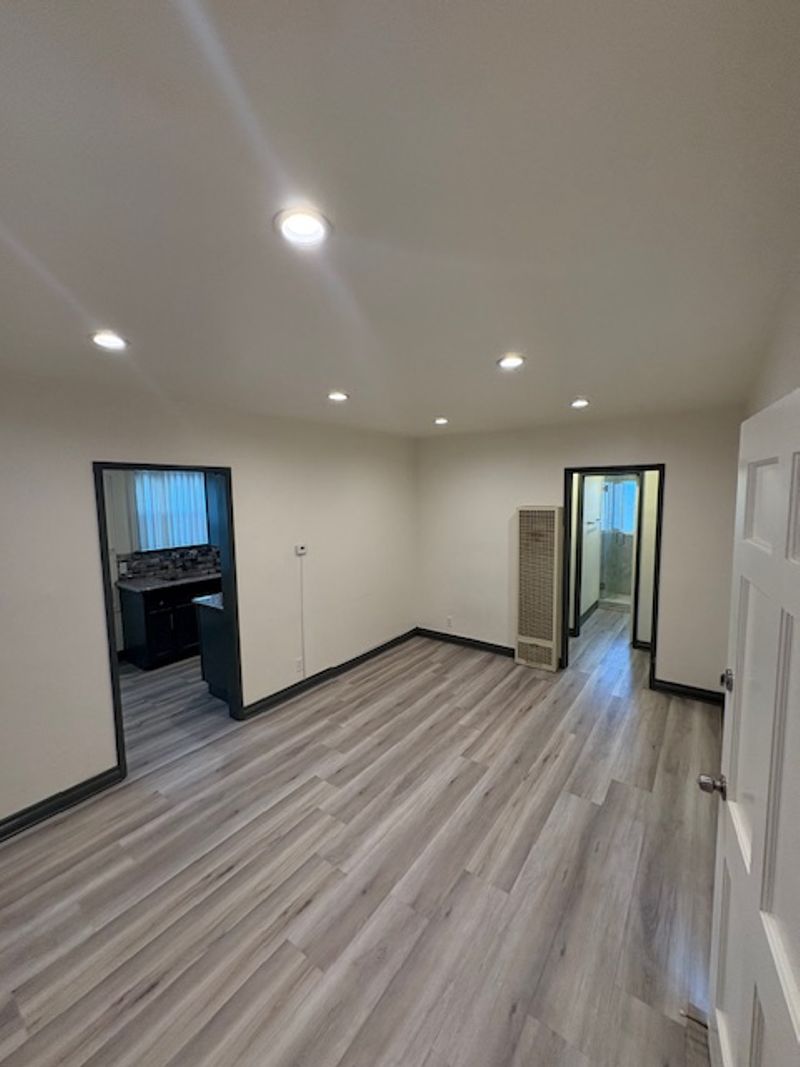 roommates in Sherman Oaks Entire Place 1Bed.1Bath - cirtru.com