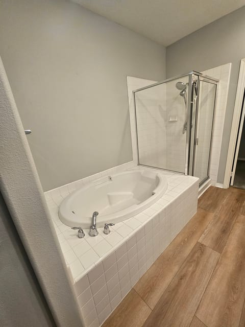 Private Room in 3Bed.2Bath