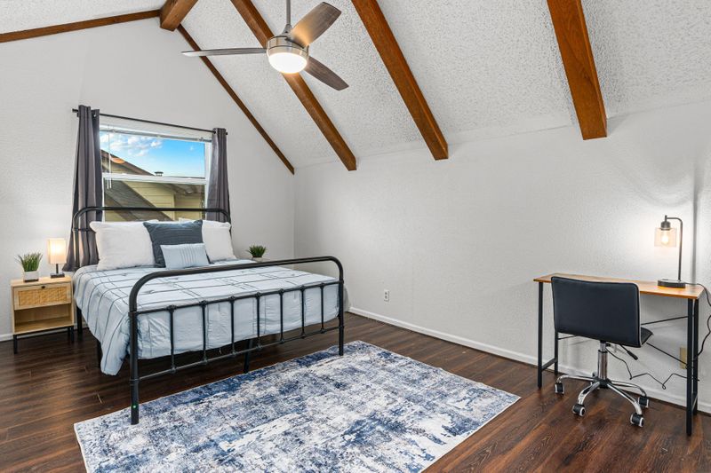 roommates in Undisclosed, San Antonio, TX 78239 Renovated and Modern Vibes in Northeast Side (id. 28119) - cirtru.com