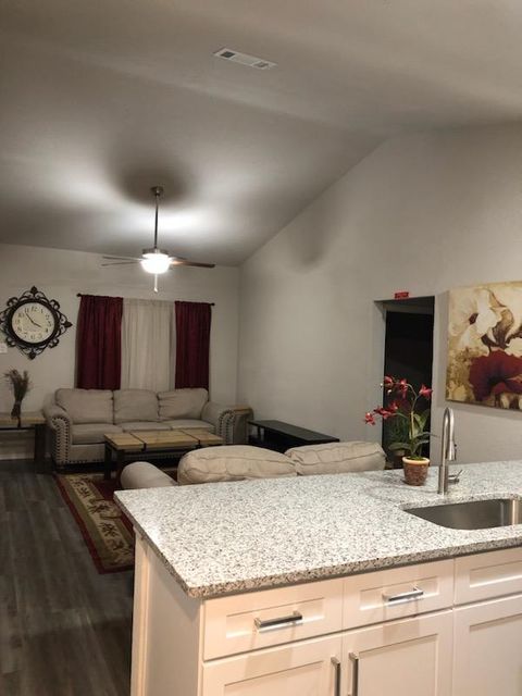 Southeast Arlington Home, full of charm and comfort. (id. 32233)