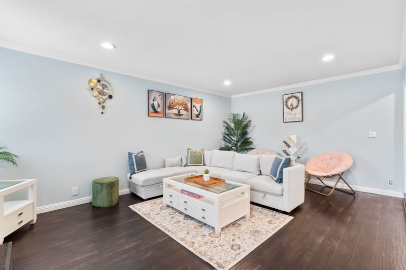 roommates in Anaheim Entire Place 4Bed.1.5Bath - cirtru.com