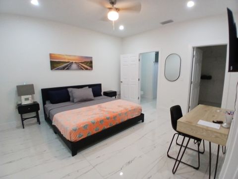 Private Room in 4Bed.3Bath