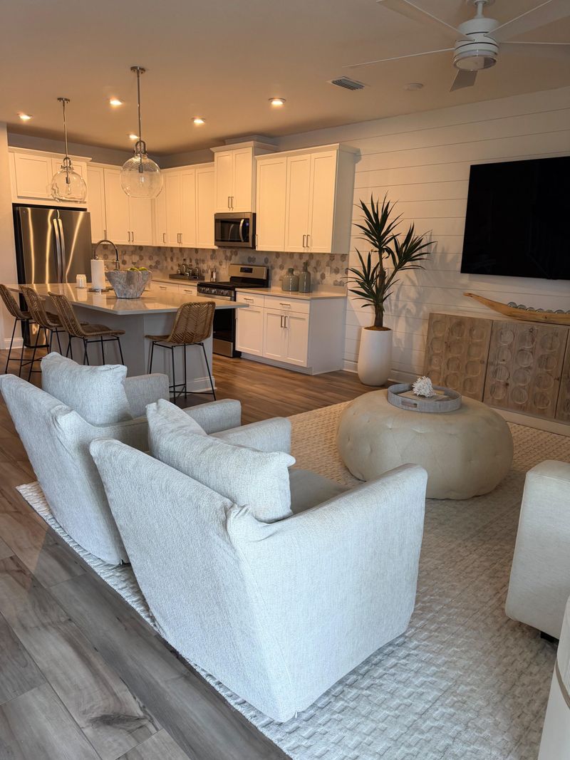 roommates in Undisclosed, Jacksonville, FL 32224 Beach Haven Home (id. 31125) - cirtru.com