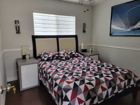 Private Room in 1Bed.1Bath