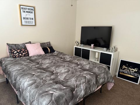 Shared Room in 4Bed.2Bath