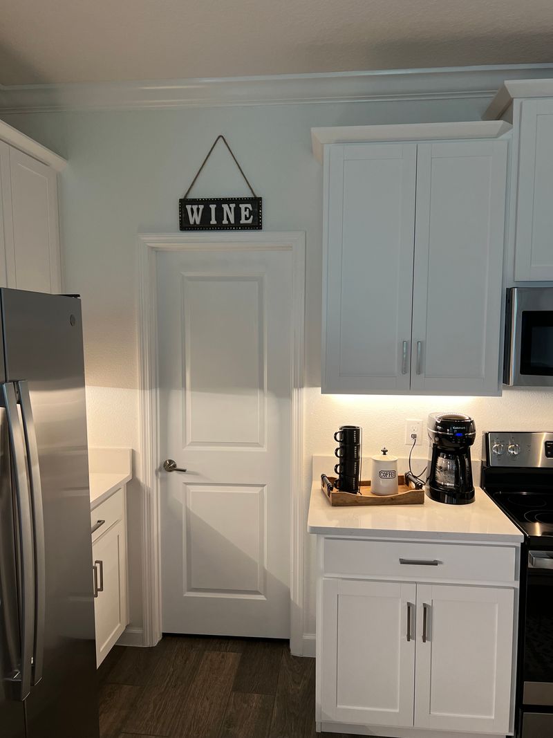roommates in Land O'Lakes Private Room in 3Bed.2.5Bath - cirtru.com