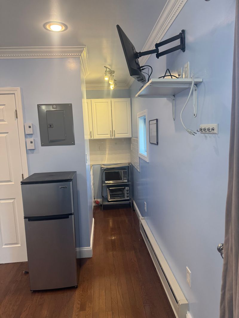 roommates in Jamaica Plain Entire Place 1Bed.1Bath - cirtru.com