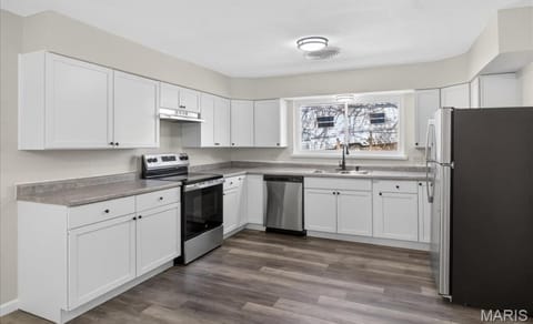 Private Room in 3Bed.1Bath