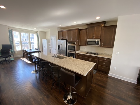 Entire Place 3Bed.4Bath
