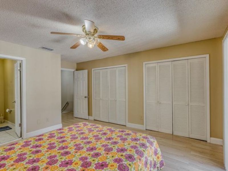Private Room in 2Bed.2Bath