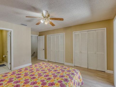 roommates in Jacksonville Private Room in 2Bed.2Bath - cirtru.com