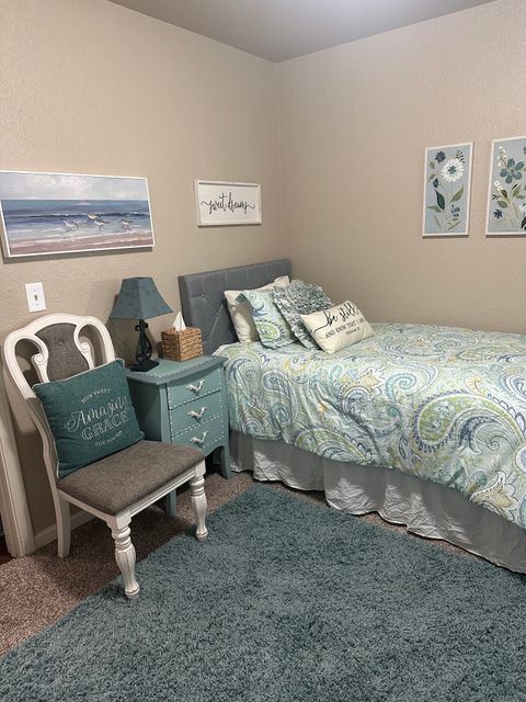 Private Room in 3Bed.2Bath