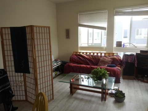 Private Room in 2Bed.1Bath