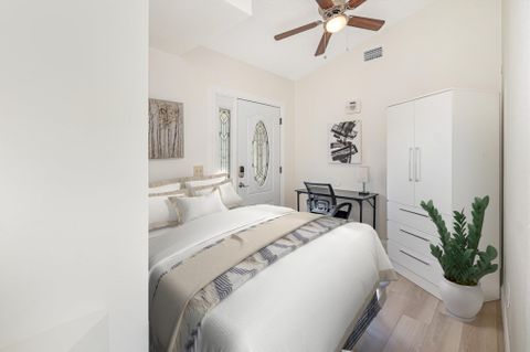 roommates in Undisclosed, Orlando, FL 32818 Amazing House That You Cannot Miss Out On! Comfy Beds Open and Bright!! (id. 13607) - cirtru.com