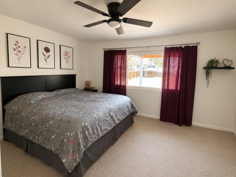 Private Room in 3Bed.1.5Bath