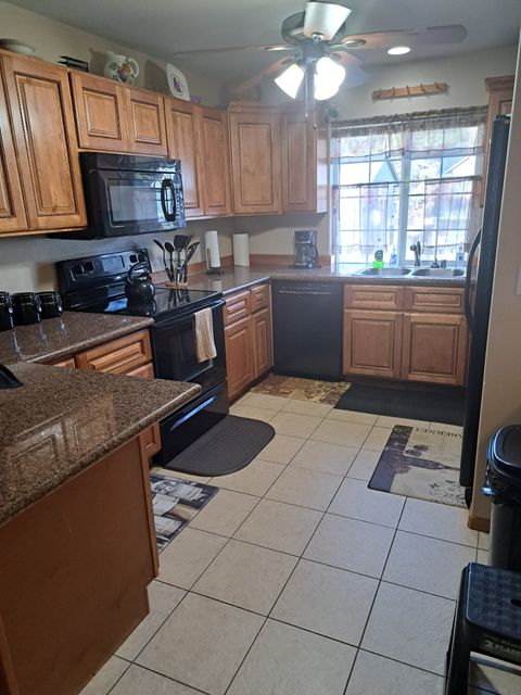 Room4Bed.3Bath