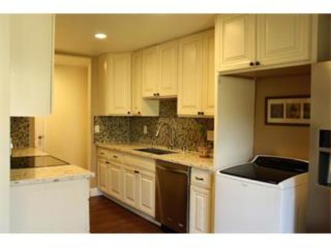 roommates in Hayward Private Room in 2Bed.1Bath - cirtru.com