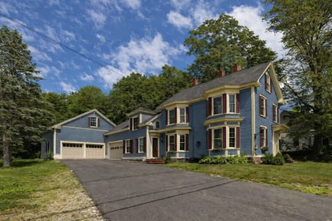 Entire Place 2Bed.1Bath