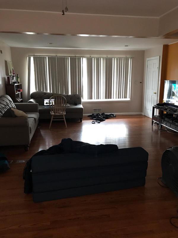 roommates in Hicksville Private room available for 1000$ - cirtru.com