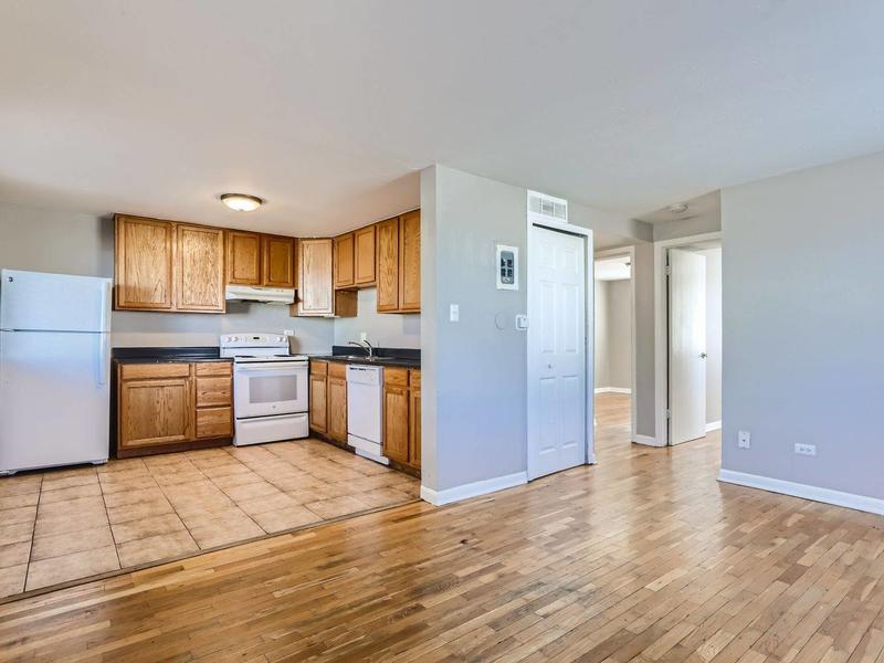 roommates in Denver Private Room in 2Bed.1Bath - cirtru.com