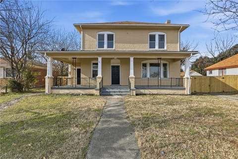 Private Room in 3Bed.1Bath