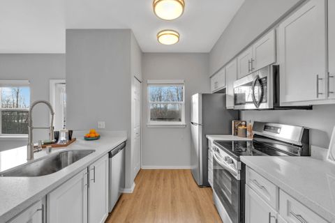 Private Room in 2Bed.1Bath