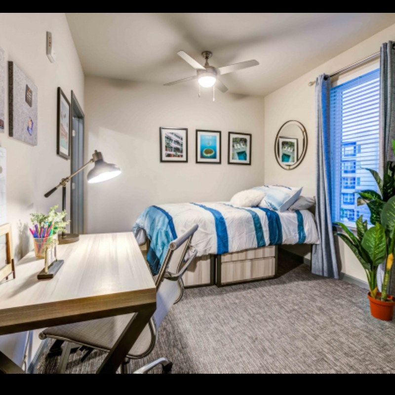 Private Room in 1Bed.1Bath