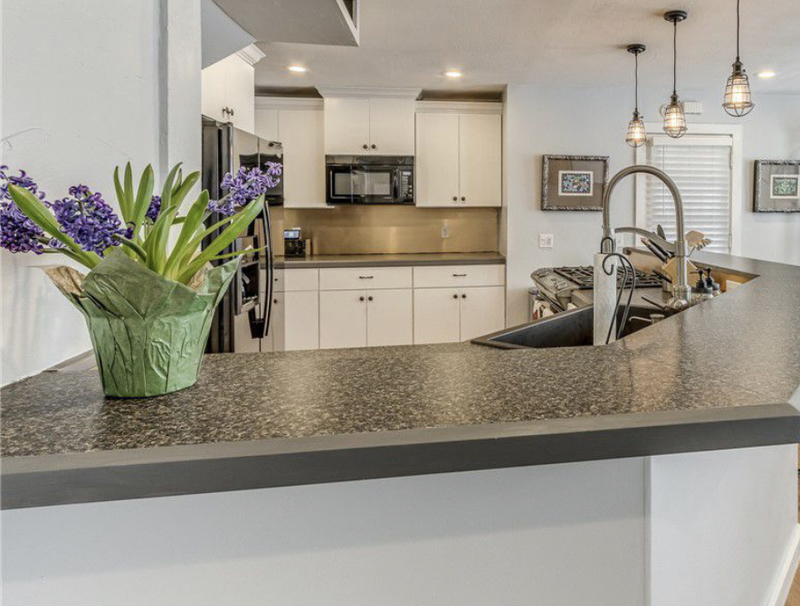 roommates in The Village Private Room in 3Bed.2Bath - cirtru.com