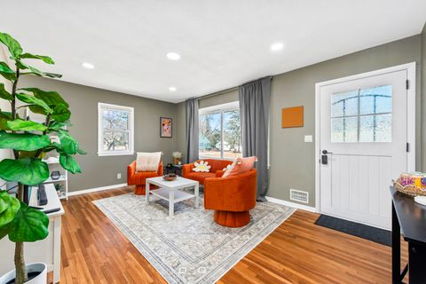 Entire Place 4Bed.2Bath