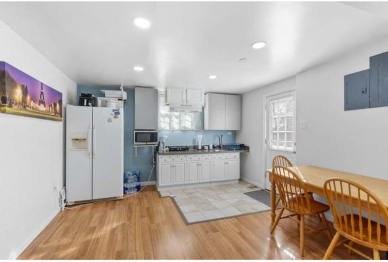 roommates in Sterling Entire Place 2Bed.1Bath - cirtru.com
