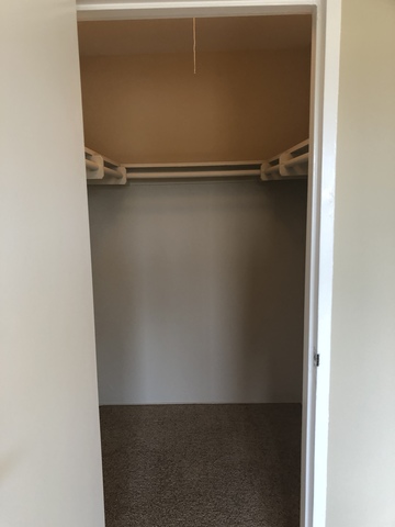roommates in Downtown North Looking for housemate for 2b2b. - cirtru.com