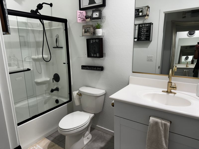 roommates in San Tan Valley Private Room in 3Bed.2Bath - cirtru.com