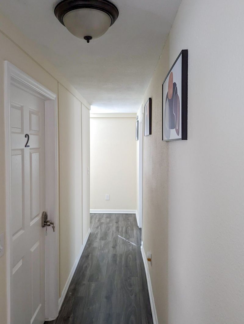 Jacksonville House with Dining area. Comfortable & newly-renovated (id. 2507)