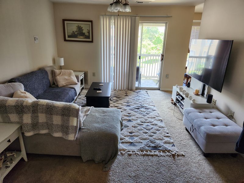 roommates in Woodbridge Private Room in 2Bed.1Bath - cirtru.com