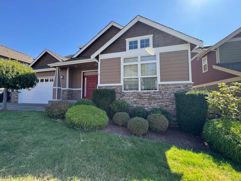 roommates in Undisclosed, Renton, WA 98056 Furnished Kennydale Home (id. 43303) - cirtru.com