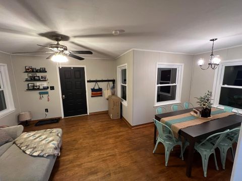 Shared Room in 3Bed.1.5Bath