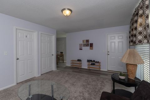 Newly-renovated & modern Kansas City House (id. 10947)