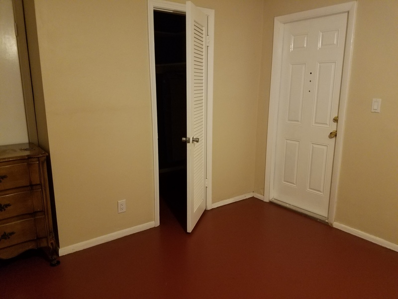 roommates in Tamarac Private Room in 3Bed.2Bath house - cirtru.com