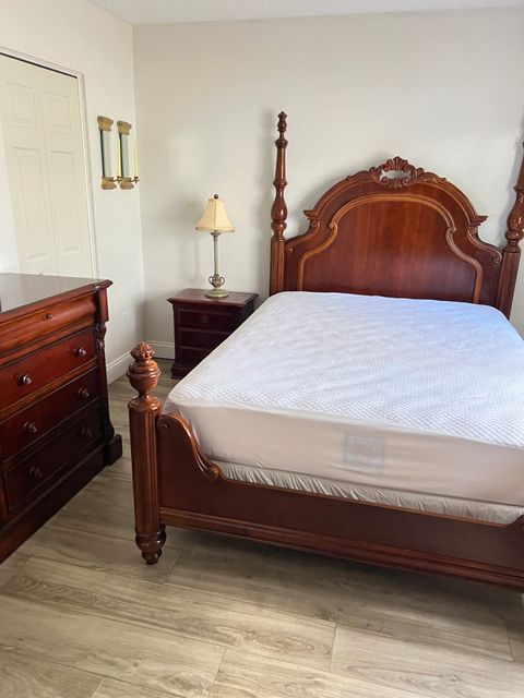 Private Room in 3Bed.2Bath
