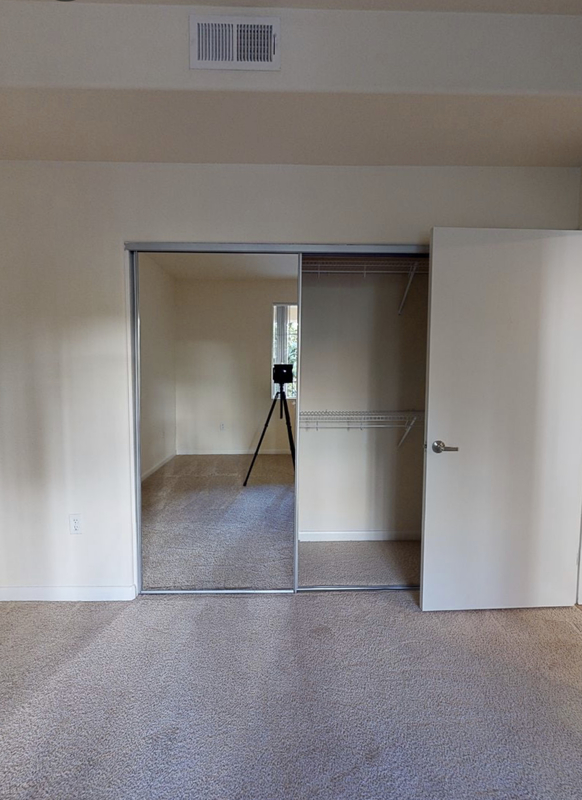 Private Room in 2Bed.2Bath