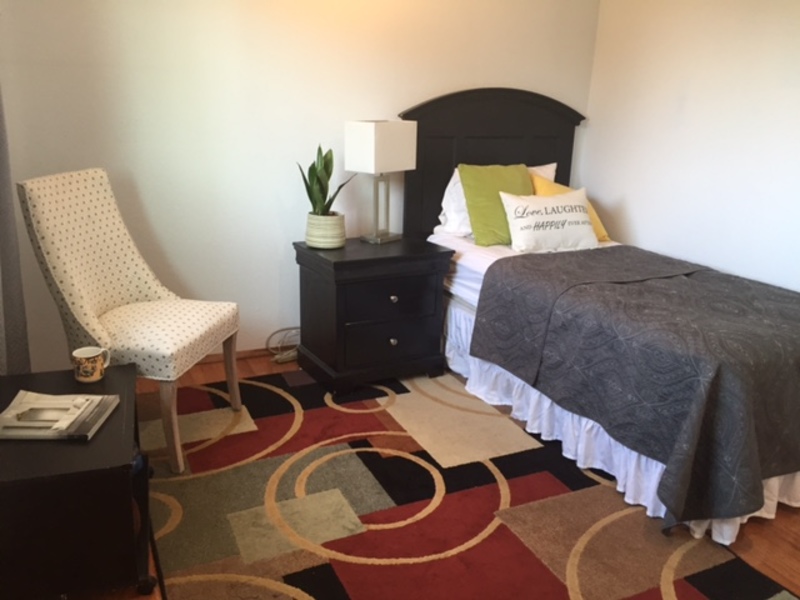 FURNISHED ROOM SINGLE FAMILY HOME