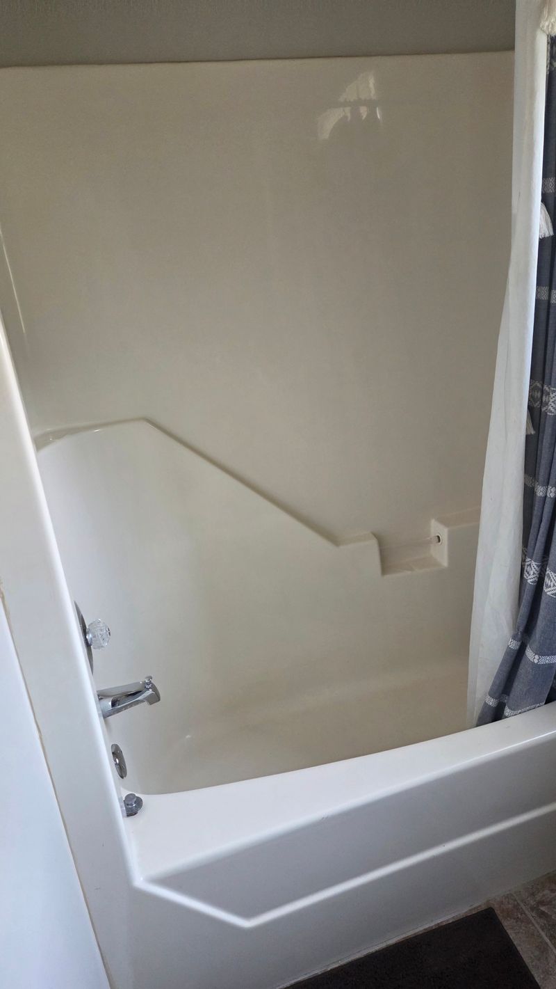 roommates in Dallas Private Room in 3Bed.2Bath - cirtru.com