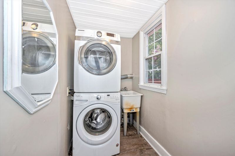 roommates in Catonsville Private Room in 2Bed.1Bath - cirtru.com