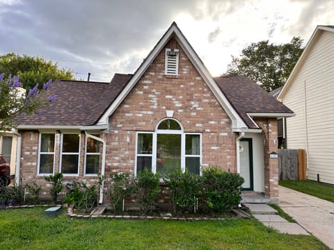 roommates in Houston Entire Place 3Bed.2Bath - cirtru.com