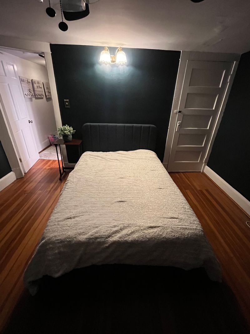 roommates in Frederick Shared Room in 2Bed.1Bath - cirtru.com