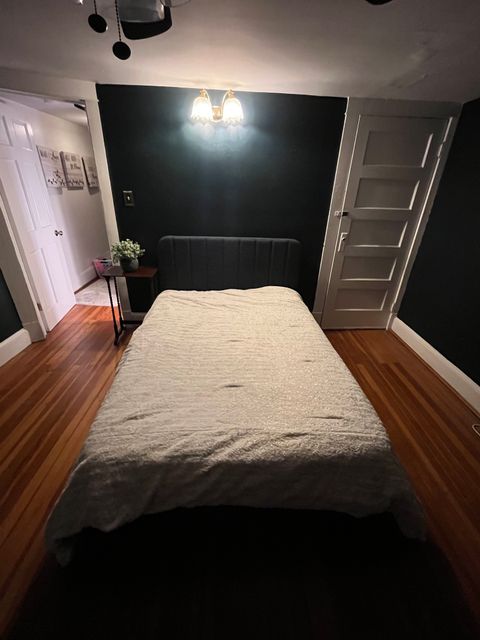 Shared Room in 2Bed.1Bath